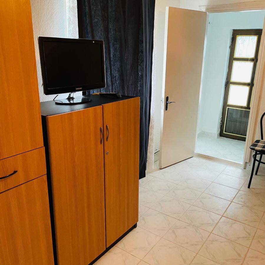 Garsoniera La Curte Paula Daire Köstence Dış mekan fotoğraf